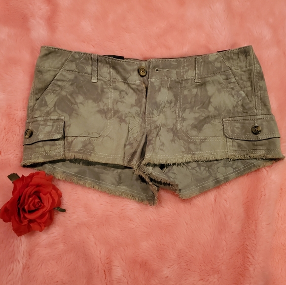Hollister tie dye shorts - Picture 3 of 5